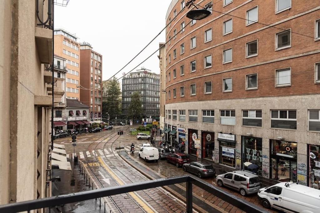 Youhosty - Ticinese Suite 1 Milano Eksteriør bilde